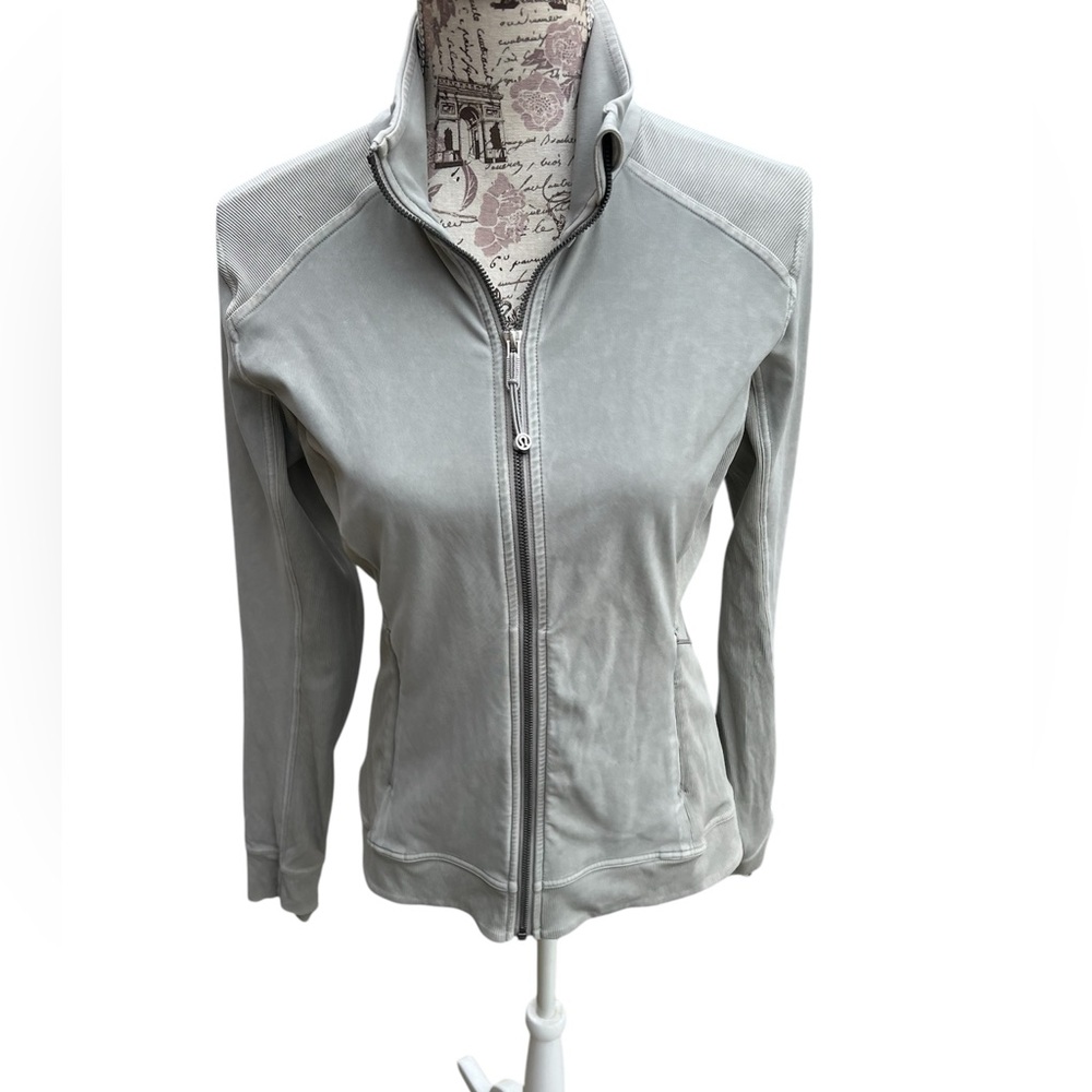Lululemon Full Zip Cut Class Jacket - image 3